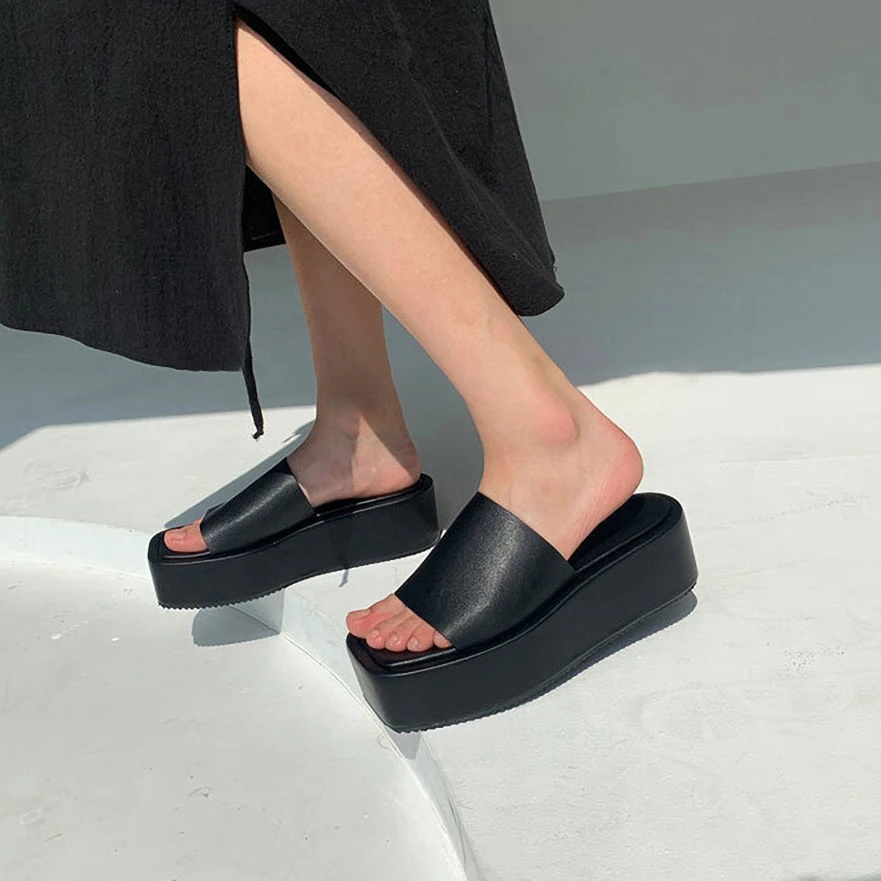 2023 Thick Bottom Slippers Summer Women Sandals Square Toe Platform Sandals Beach Women Shoe Fashion Sandalias Zapatos De Mujer