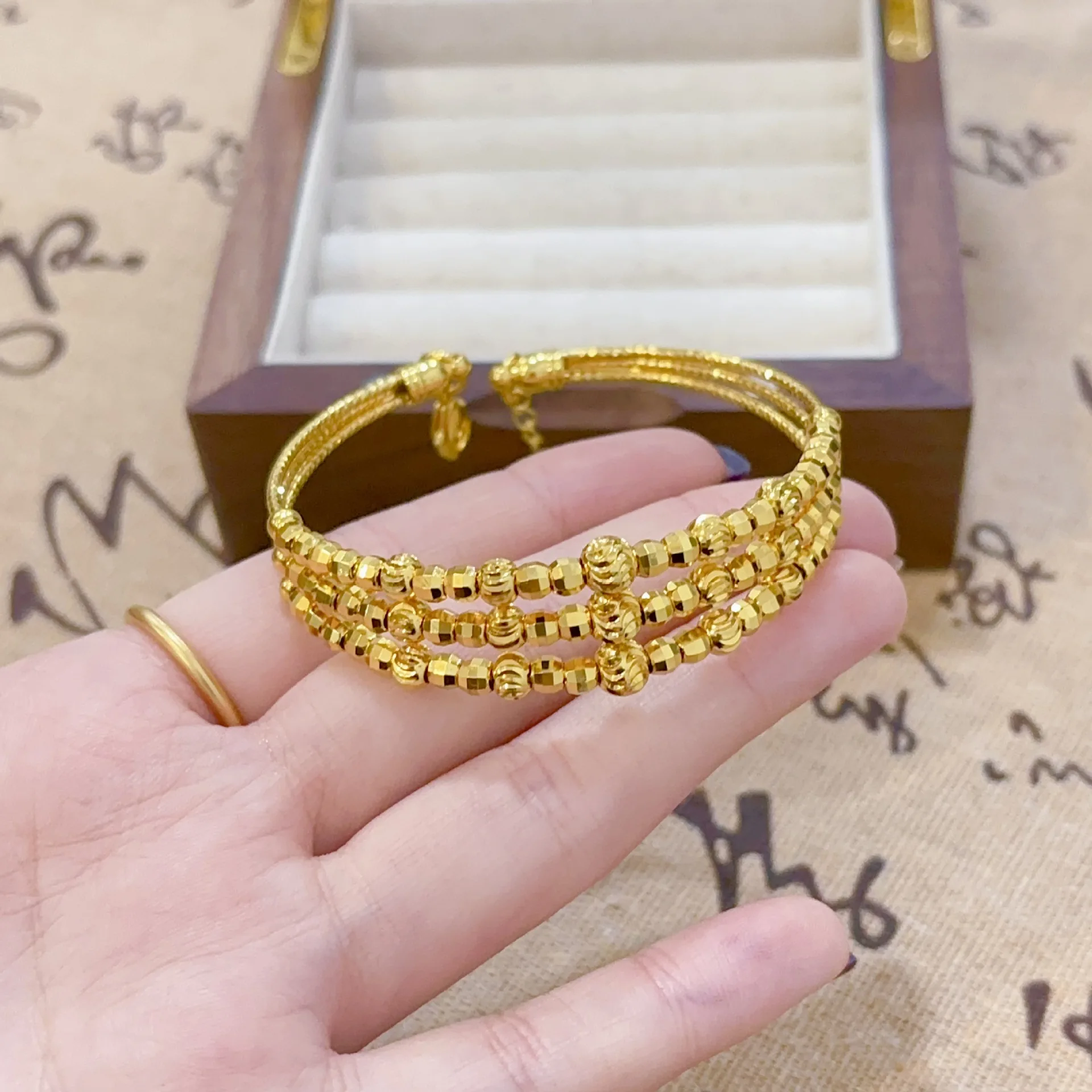 

Luxury 24K 9999 Pure Gold real gold Three-line Didi Laser Bead Bracelet Women's Fashion Bracelet