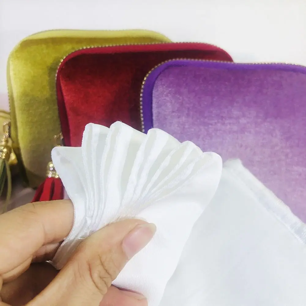 

Косметичка Бархатная сумка для упаковки ювелирных изделий Браслет Большая вместительная сумка для хранения ювелирных изделий Органайзер Держатель для ювелирных изделий с кисточками на открытом воздухе