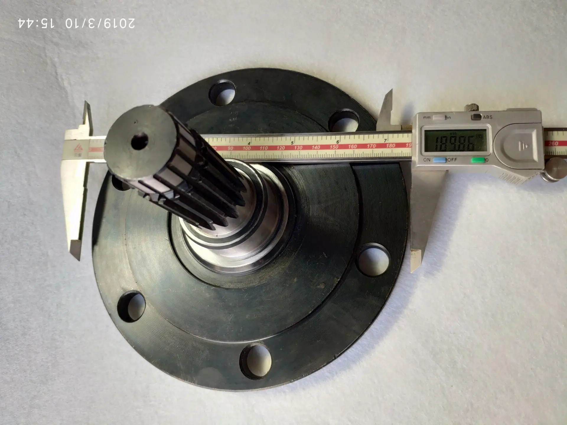 FT254.31F.111a , New designed front driving shaft with bearing, seals and circlips kit for Foton Lovol FT254