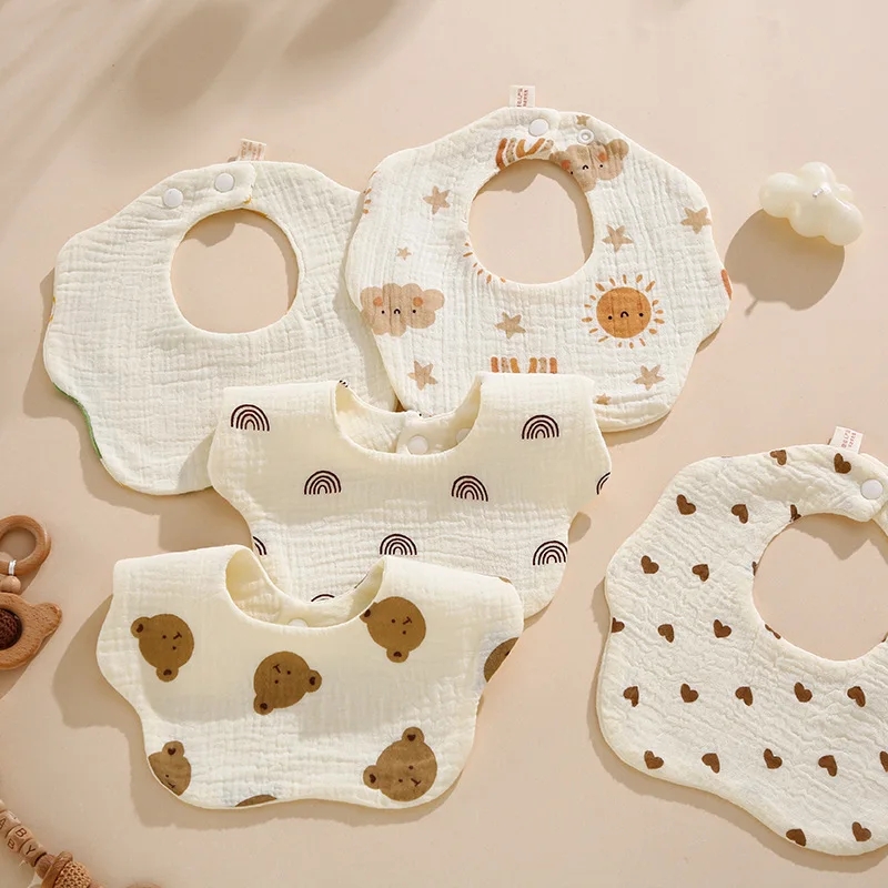 

3 детских нагрудника, мягкие детские полотенца для вытирания слюней с принтом в виде лепестков, универсальные нагрудники для кормления младенцев, подходят для использования дома и на прогулке.