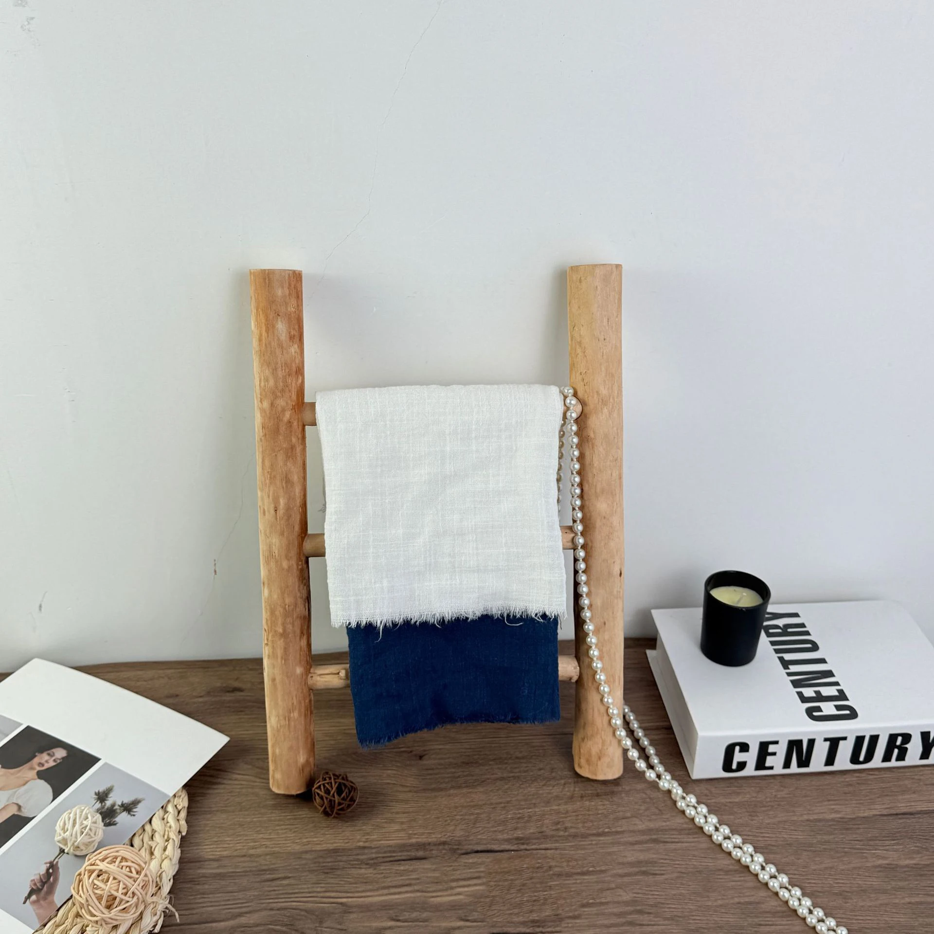 Wooden Towel Storage Rack Ladder Shaped Shooting Prop Household Bathroom Organizer Decorative Staircase Display Holder