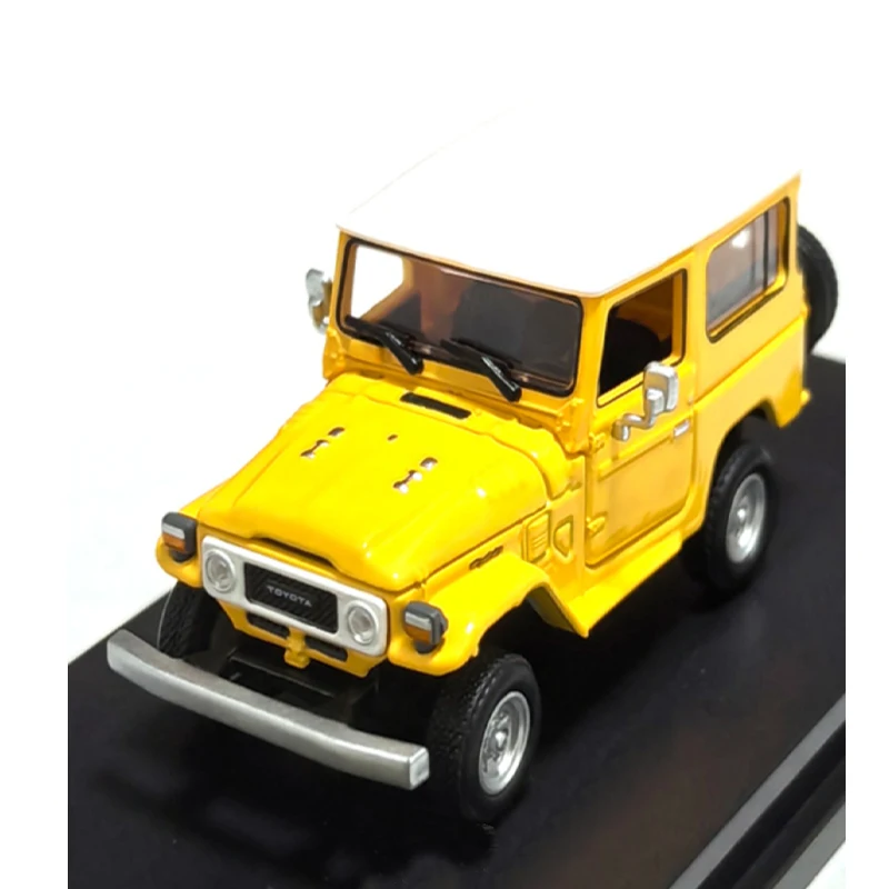 Diecast Original 1:64 Scale Toyota Land Cruiser 4-drive SUV LC40 FJ40 Simulation Alloy Car Model Static Collectible Toy Gift