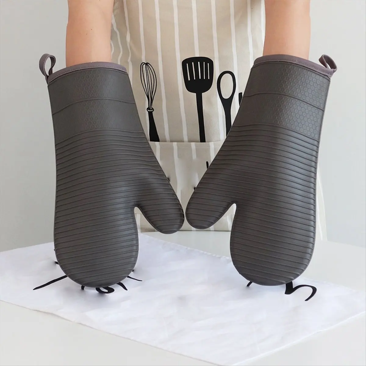 A25I High Temperature Silicone Insulation Gloves Anti-Scalding Microwave Gloves Thickened Baking Oven Gloves