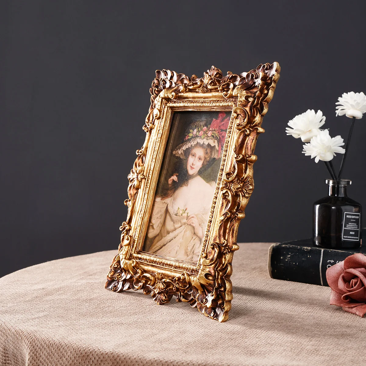 1PC, European Retro Golden Oak Leaf Lace Decorative Photo Frame, Home Photo Display Frame, Suitable for Family Photo Display and
