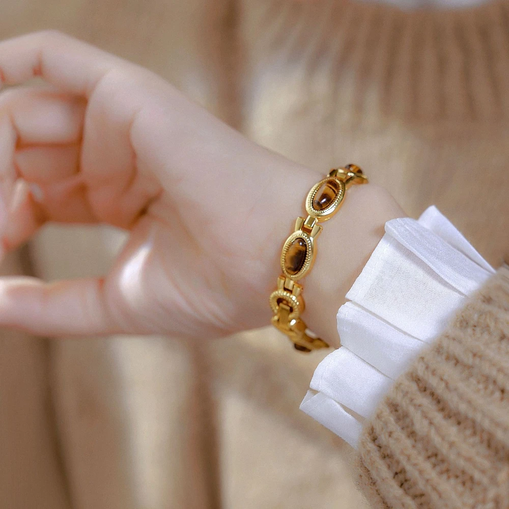 Oval Rhinestone 2025 Ladies Wrist Watches Top Brand Luxury for Women Bracelet Watches Gold Relogio Feminino Fashion