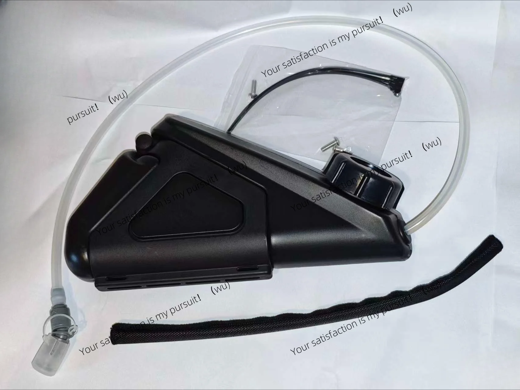 bouteille-d'eau-pour-velo-fc35-f1-systeme-d'hydratation-mains-libres-monte-sur-le-cadre-avec-port-de-remplissage-integre-boite-a-bento-et-porte-bidon