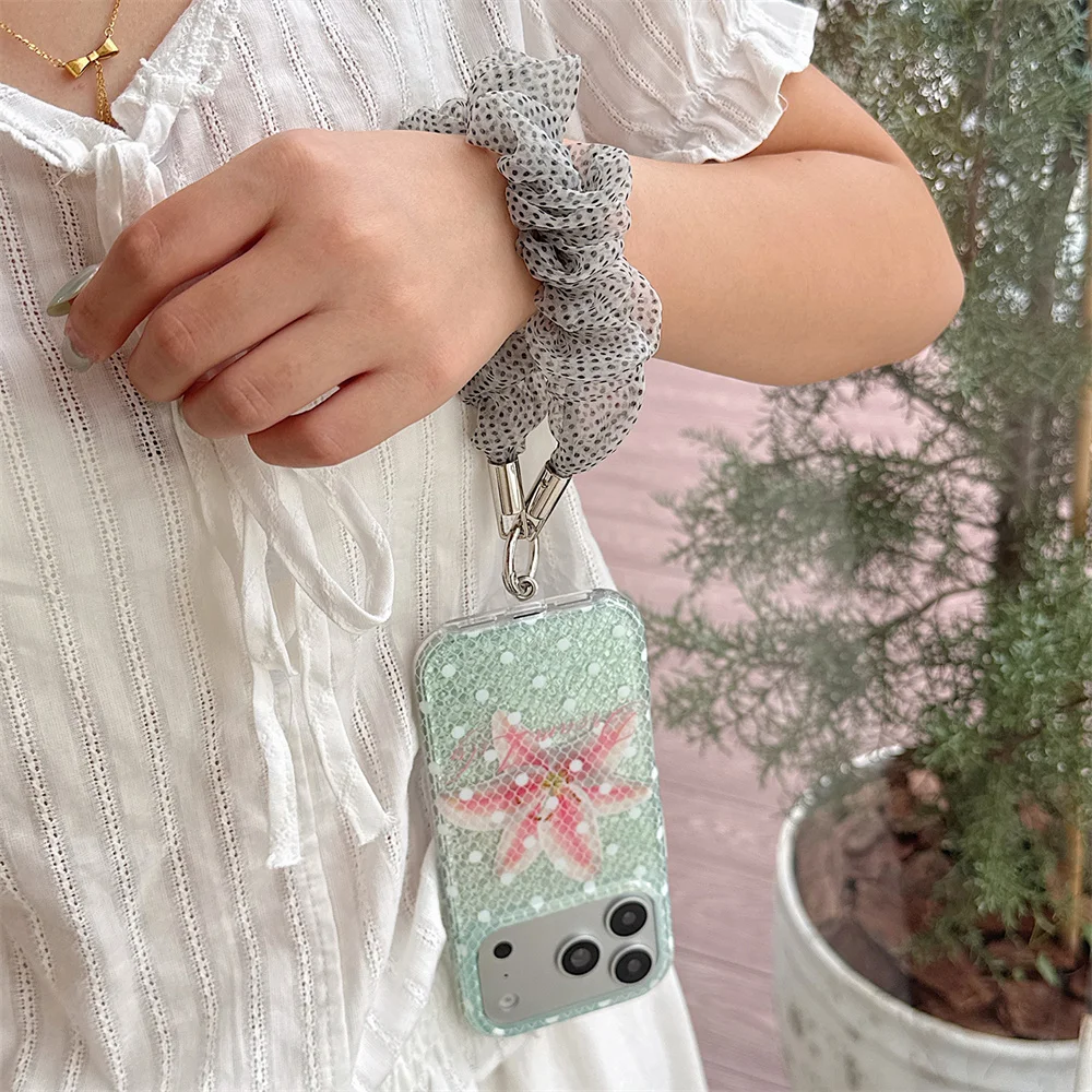 Korea Ins polka dots Lily flower Phone Case For iPhone 18 Pro 14 15 16 17 Pro Max Cover Shockproof Soft Cute Cases with Chain