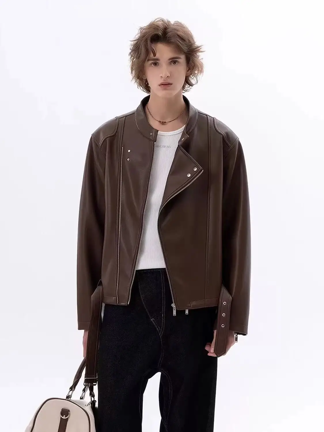 

Стильная мужская кожаная куртка с воротником-стойкой, из протеиновой кожи, осенняя модная верхняя одежда, повседневная, свободного кроя, на молнии