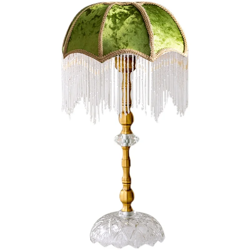 

Green French retro desk lamp bedroom ins girly heart European American princess wind fringed bedside lamp