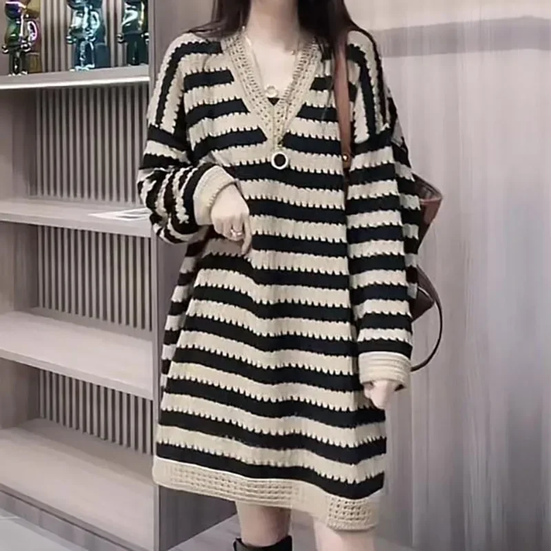 

Fashion V-Neck Striped Hollow Out Loose Casual Dresses Women's Clothing Autumn Winter Oversized Knitted Commuter Mini Dress L334