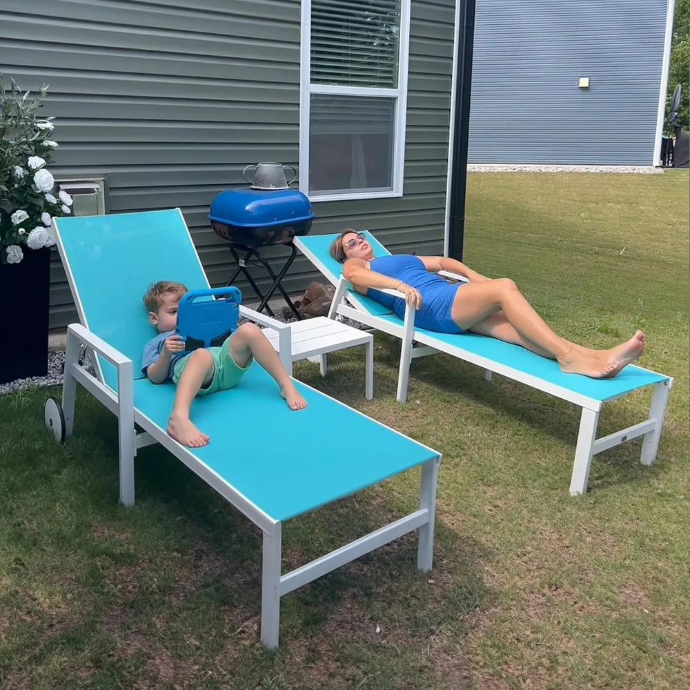 

Lounge Chair Outdoor Set 2 Pieces White Aluminum Chaise Lounge with Armrest and Wheels for Pool Deck Patio