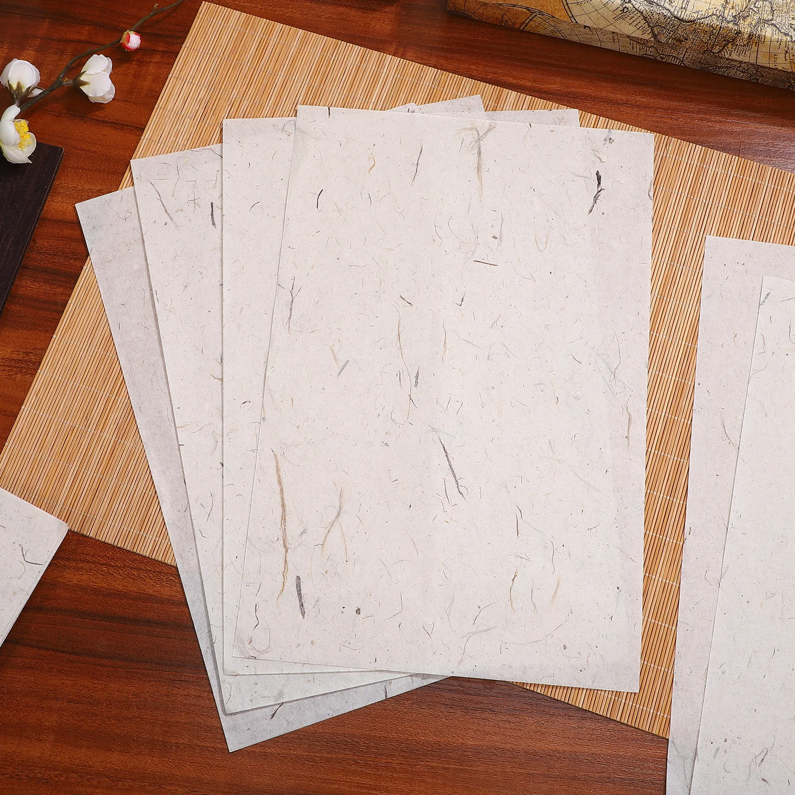 60 قطعة من ورق الرسم الصيني للخط، أوراق مصنوعة يدويًا طبيعية لممارسة المشاريع الحرفية، فرشاة عالية الامتصاص للكتابة