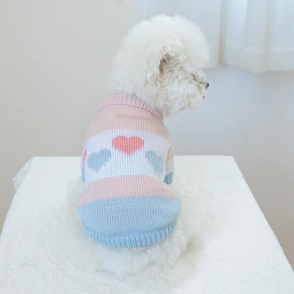 1PC Pet Clothing Dog Cat Spring and Autumn Hoodie Blue Pink Love Jacquard Sweater Suitable for Small and Medium sized Dogs