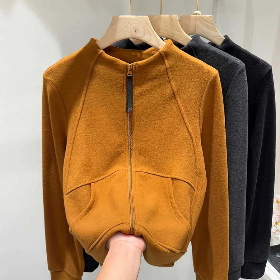 

Утепленная флисовая толстовка-куртка женская с длинным рукавом, базовая модель, с воротником-стойкой, приталенная, для повседневной носки, из полиэстера