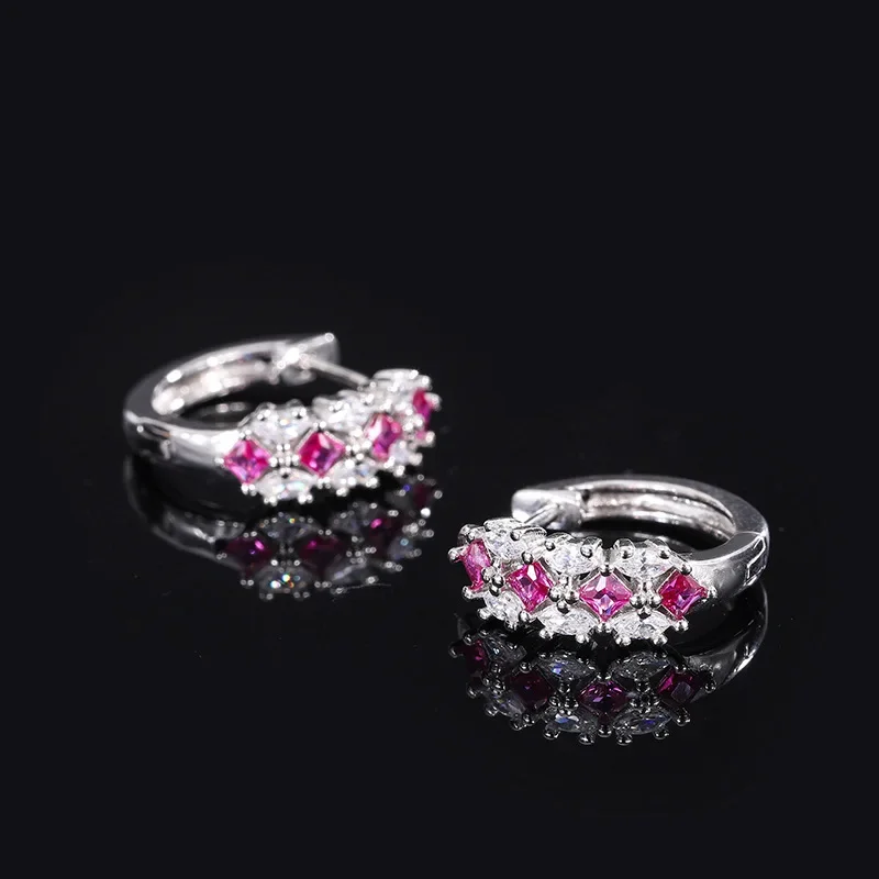 2024 S925 Sterling Silver Emerald High Carbon Diamond Fashion Luxurious Earrings Ear Clip Women's Jewelry Wedding Gift for Guest