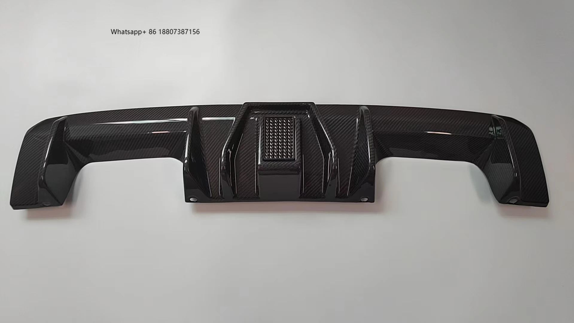 

Dry Carbon Fiber F1 Style LED Light Rear Diffuser forBMW M3 G80 M4 G82 G83 Rear Bumper Diffuser Lip Splitter Spoiler 2020+