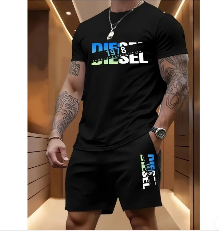 Summer Men's Casual Two-piece Set Round-neck Short-sleeved T-shirt and Sports Shorts for Outdoor Activities