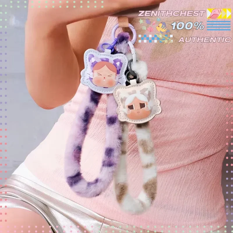 POPMART Crybaby Wild But Cutie Phone Lanyard Series صندوق أعمى Crybaby سلسلة هاتف فريدة للأطفال هدية خاصة عصرية