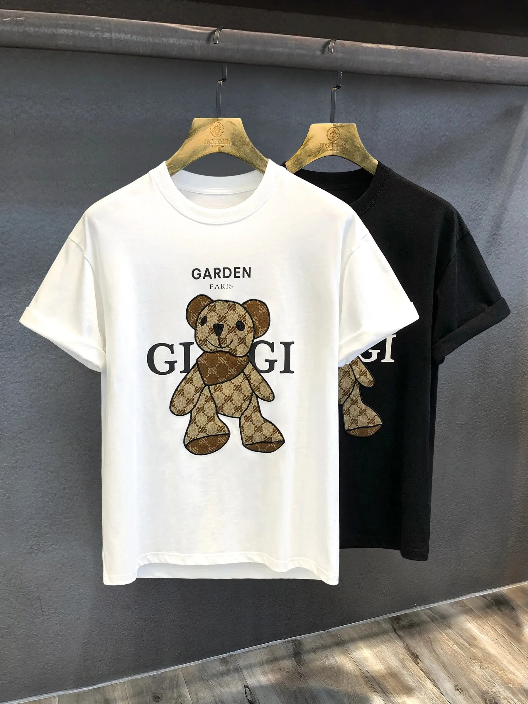 

2026 Summer New Cartoon Bear Print Men's T-shirt Fashion Hot Sale Men's and Women's Same Round Neck Printed Cotton T-shirt