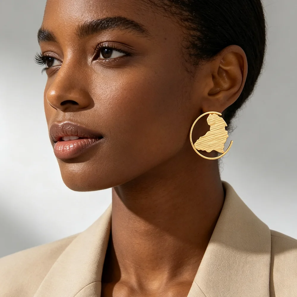 18K vergoldetes, gebürstetes Afrika-Karten-Design, offene Kreis-Ohrringe & Ring-Set für Damen, luxuriöse Hochzeits- und Party-Accessoires, Geschenk – Detail 2