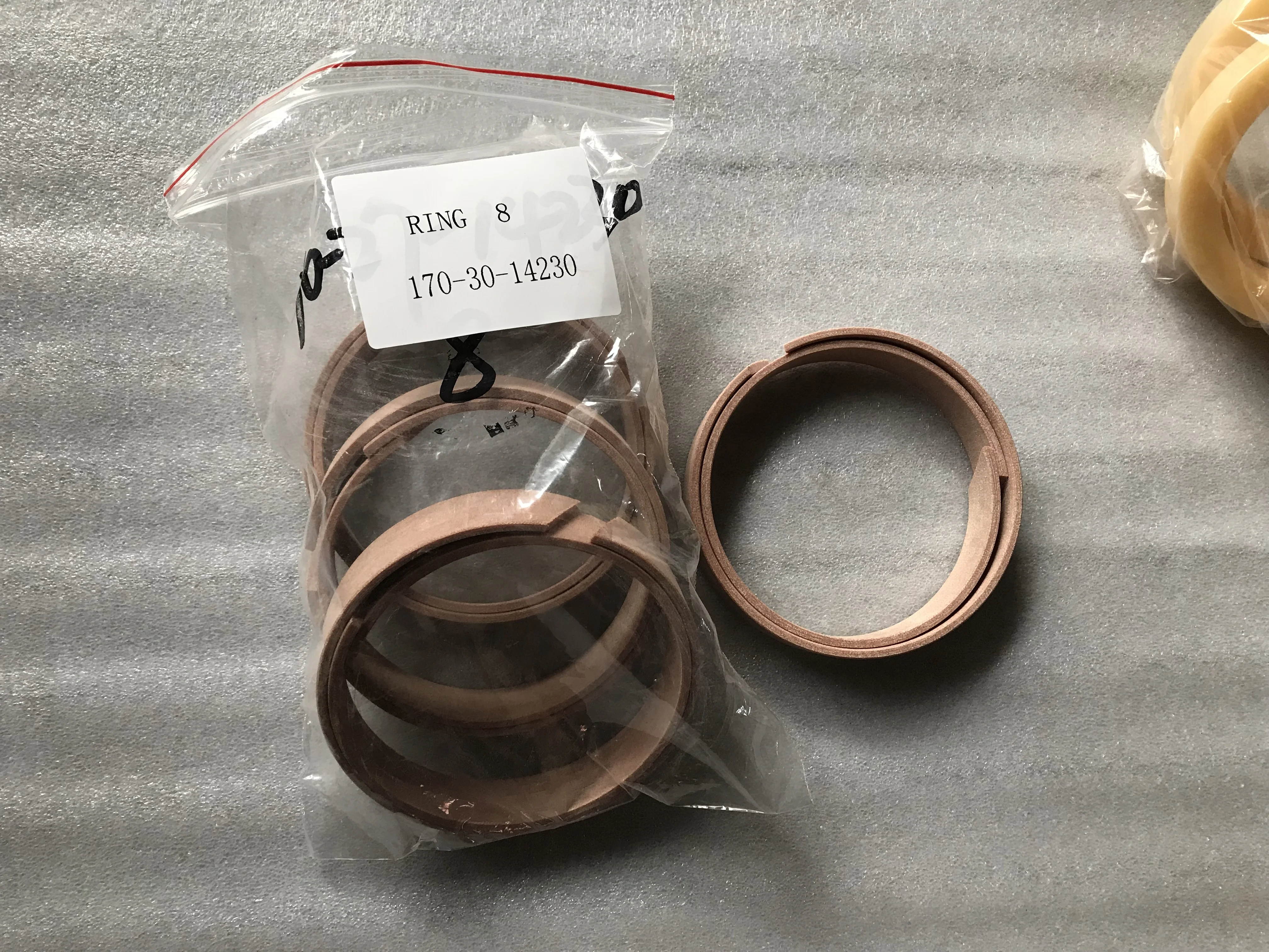 D155A-2 Bulldozer Recoil Spring 175-30-24242 Spring Packing