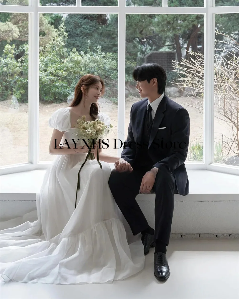 فساتين زفاف من التل العاجي لالتقاط الصور الكورية وياقة مربعة وأكمام قصيرة منتفخة فستان زفاف مشد مع ذيل ذاكرة الزفاف مخصصة #4