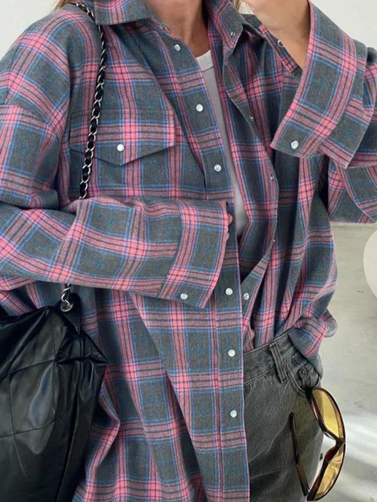 New Vintage Women Oversized Long Sleeve Plaid Shirt Blouse Tops Autumn Winter Button Down Loose Lapel Pocket Shirt Korean Style