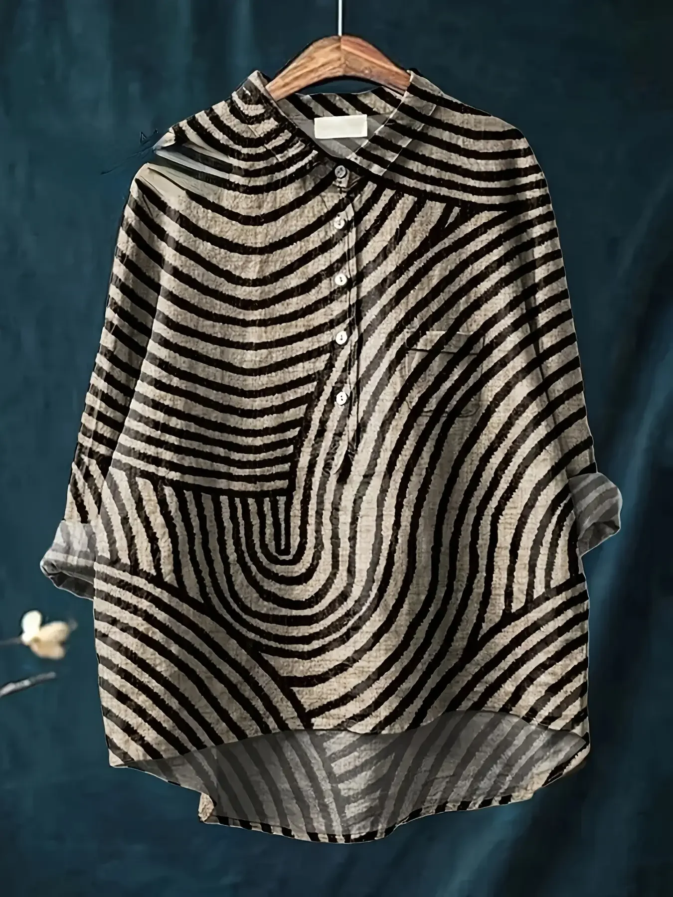 

Annual Ring Special Printed Shirt for WomenLadies' casual loose fit floral printed button up shirt .