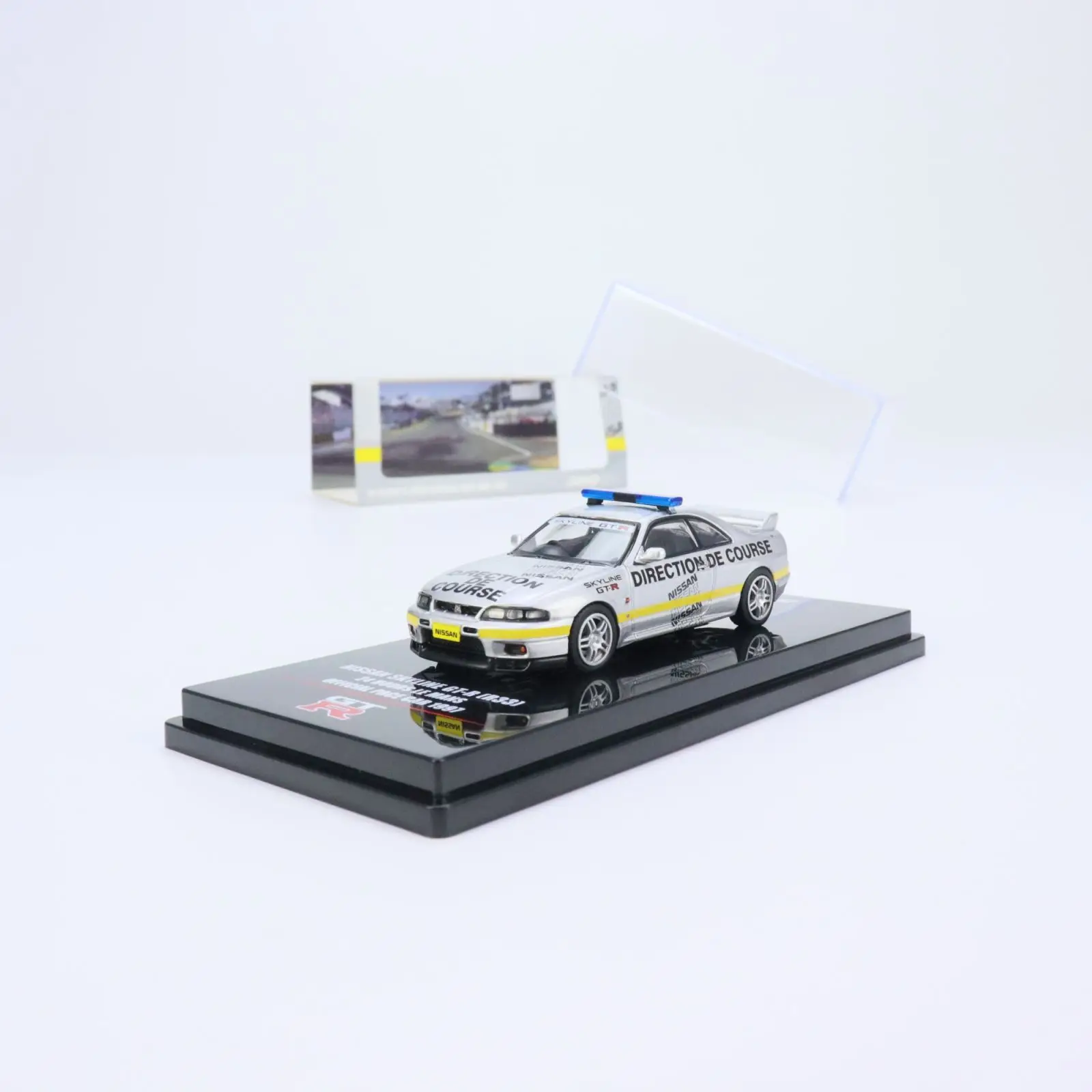 INNO 1:64 NISSA SKYLINE GTR R33  Le Mans Safety  alloy car model