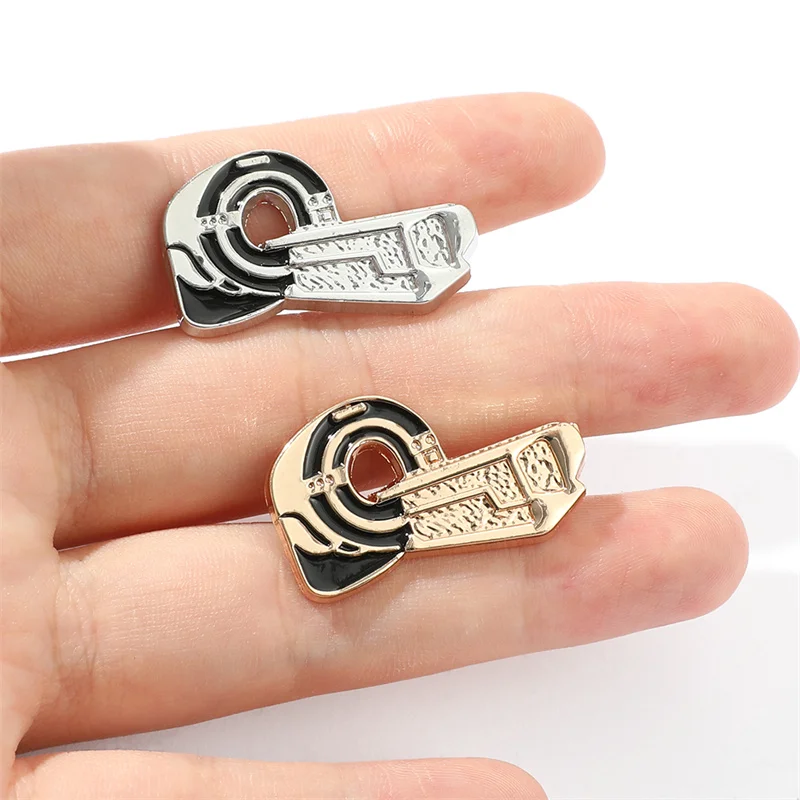 Creative Medical Ct Brooch Cartoon Medical Magnetic Resonance Apparatus Instrument Badge Interesting Fashion Jewelry Accessories