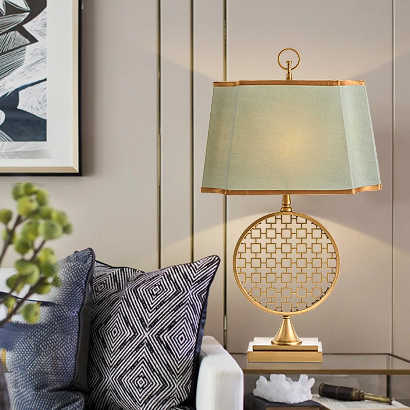 新しい中国レトロ北欧モデルルームリビングルームコーヒーテーブル研究結婚式ルーム寝室ベッドサイド禅装飾デスクランプ