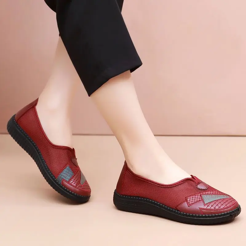 Women Loafers Summer Mesh Mom Flat Shoes Breathable Soft Sole Female Flats Casual Shoes Fashion Ladies Grandma Non-slip Loafers
