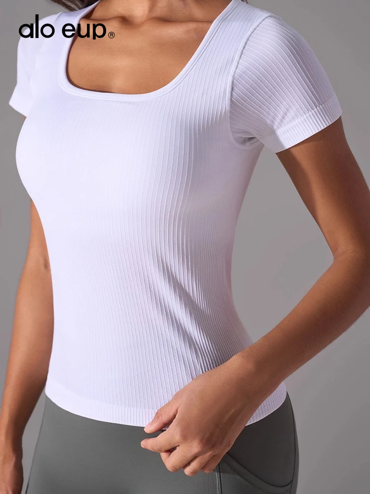 เสื้อยืดโยคะฟิตเนสผู้หญิง ระบายอากาศได้ดี กระชับสัดส่วน ชุดกีฬาฤดูร้อน ทรง U-Line สำหรับออกกำลังกาย