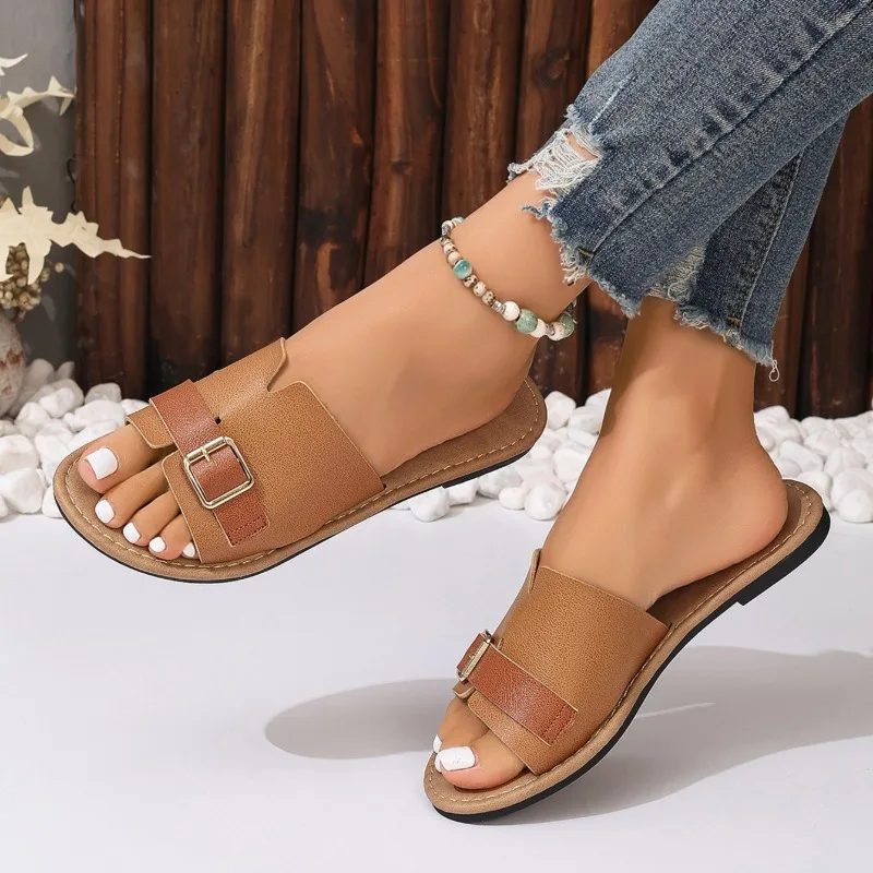 

Женские летние тапочки, новый стиль, модные повседневные банкетные тапочки на платформе с неглубоким носком и тонкой подошвой, 2025 г., сандалии, шлепанцы