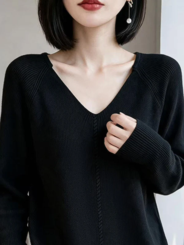 Elegant V-neck Twisted Bottom Loose Sweater Women's Inner Wear Slimming Spring Autumn Knitted Shirt Fashionable Casual Top