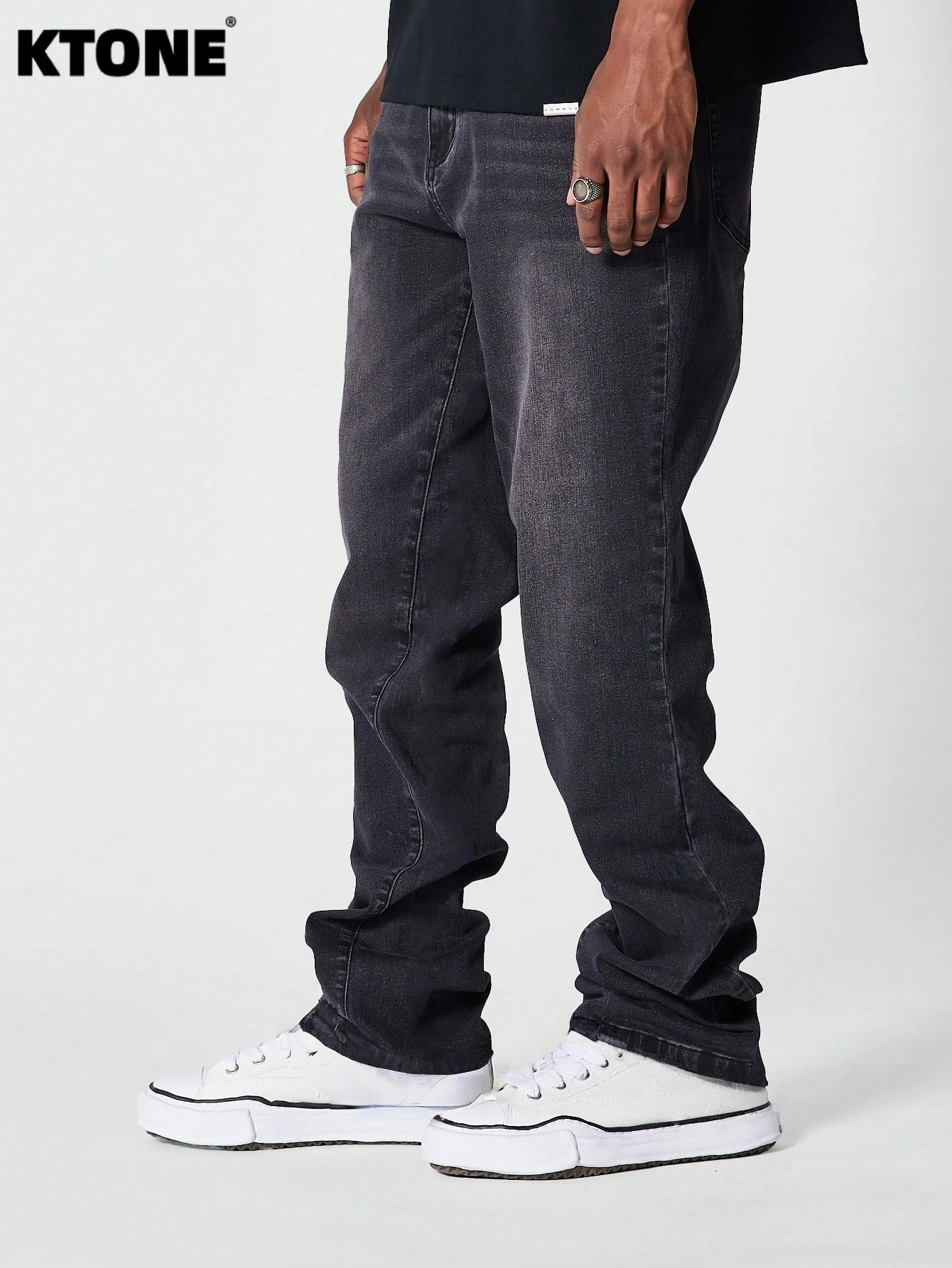 

Fashion-forward Y2K Men's Original Slim Jeans Drip Style Casual Denim Pants No accessories or belts included