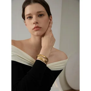 Yhpup-316L Bilezik, düz yuvarlak, paslanmaz çelik kadınlar, bilezik minimalist, altının renginin dokusu, 18 ayar altın, mücevherler, su geçirmez, 60 mm 12-En çok satan, bilezik, altın ve 18 - №2