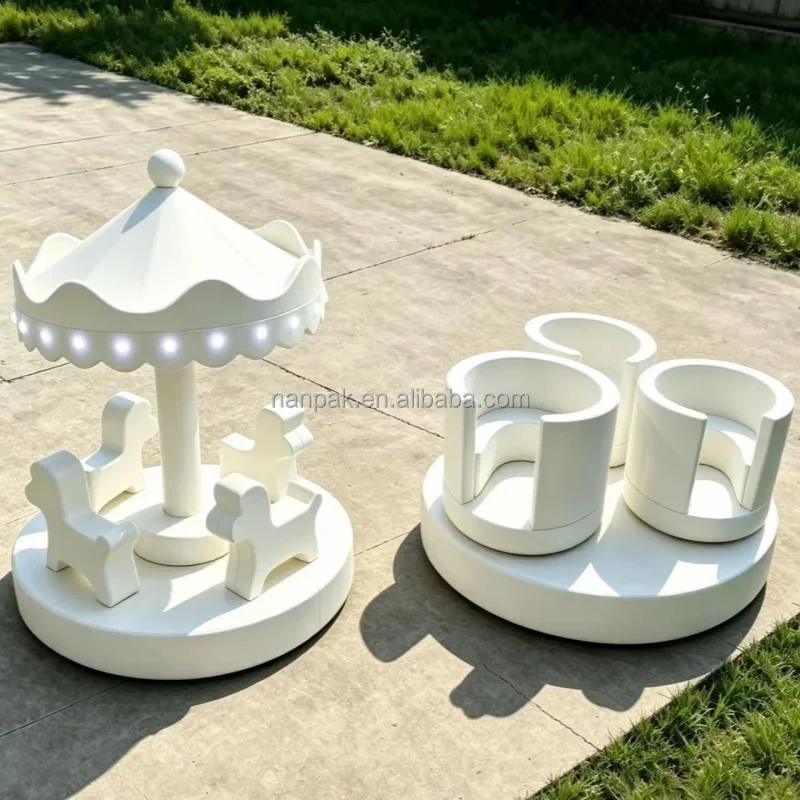 Princess Carousel With Lights 3 Seats Merry Go Round Indoor Kids Amusement Equipment for Play Cafe Daycare Children Playground