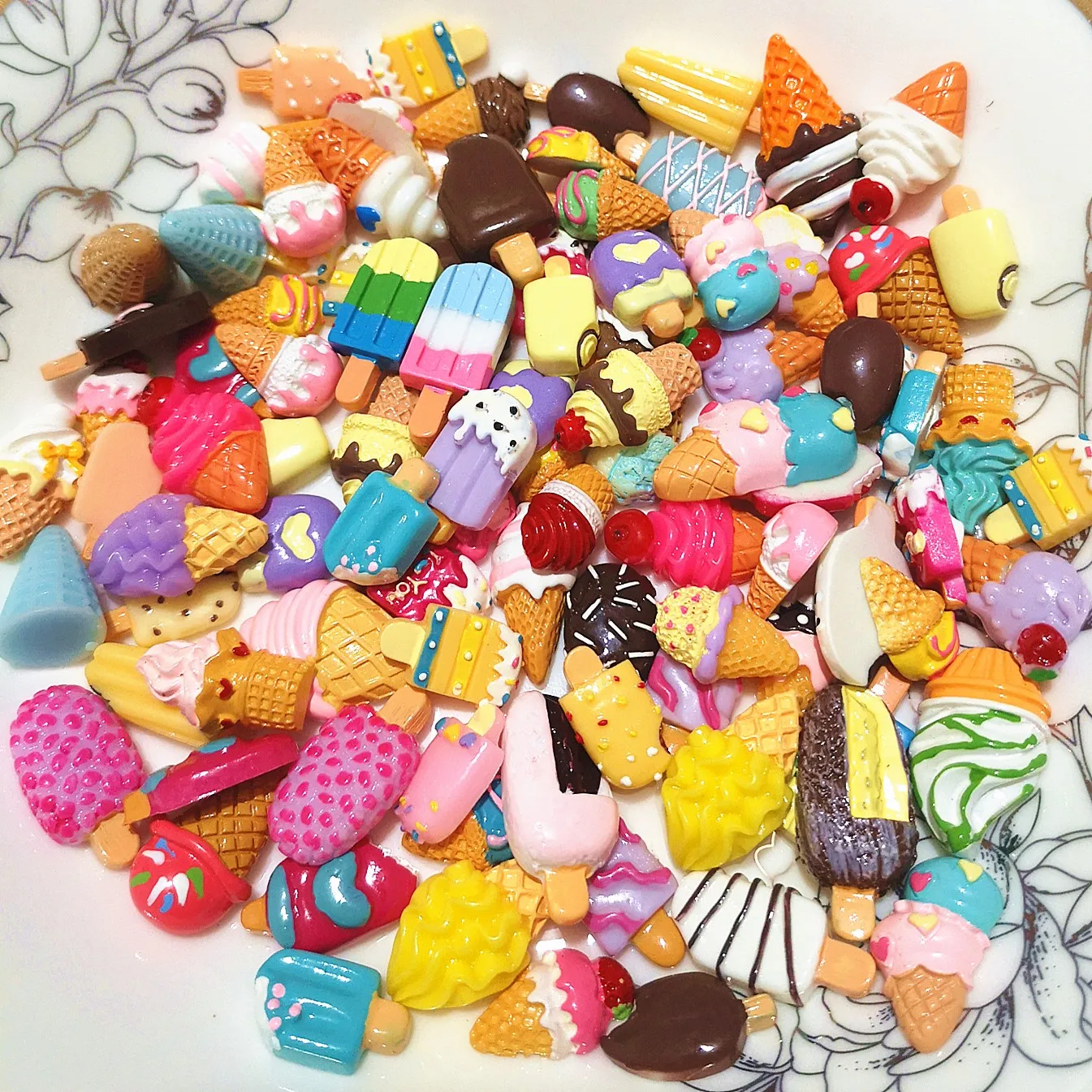 Harz Kaffeetasse Nette Kawaii Mini Kuchen Brot DIY Telefon Fall Dekor Hause Miniatur Lebensmittel Für Spielen Dekor Puppenhaus Supermarkt 1/6 – Detail 40