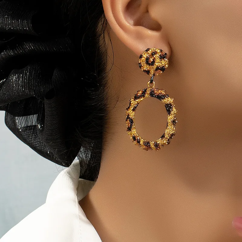 French light luxury leopard print earrings women\'s Internet celebrities hot sale fashion exaggerated geometric round ear jewelry