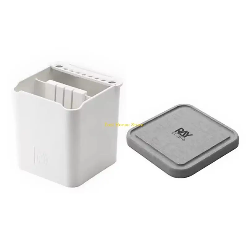 

Набор для чистки малярных кистей для двухкамерного горшка включает в себя подушечку для путешествующих моделистов