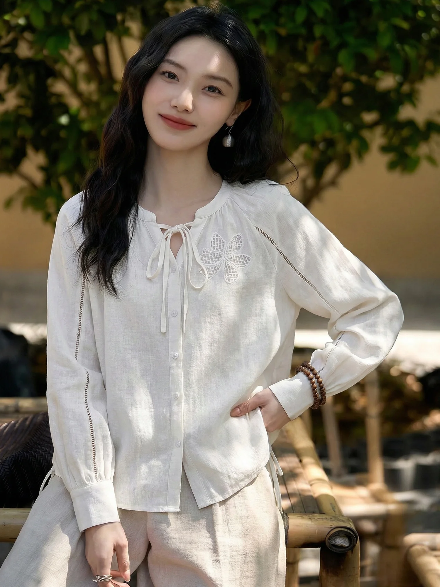 

Ele Long Sve Linen irt Women's Hollow Design Loose Fit Spring Faion Classic Sle Comfortable Breathable Top