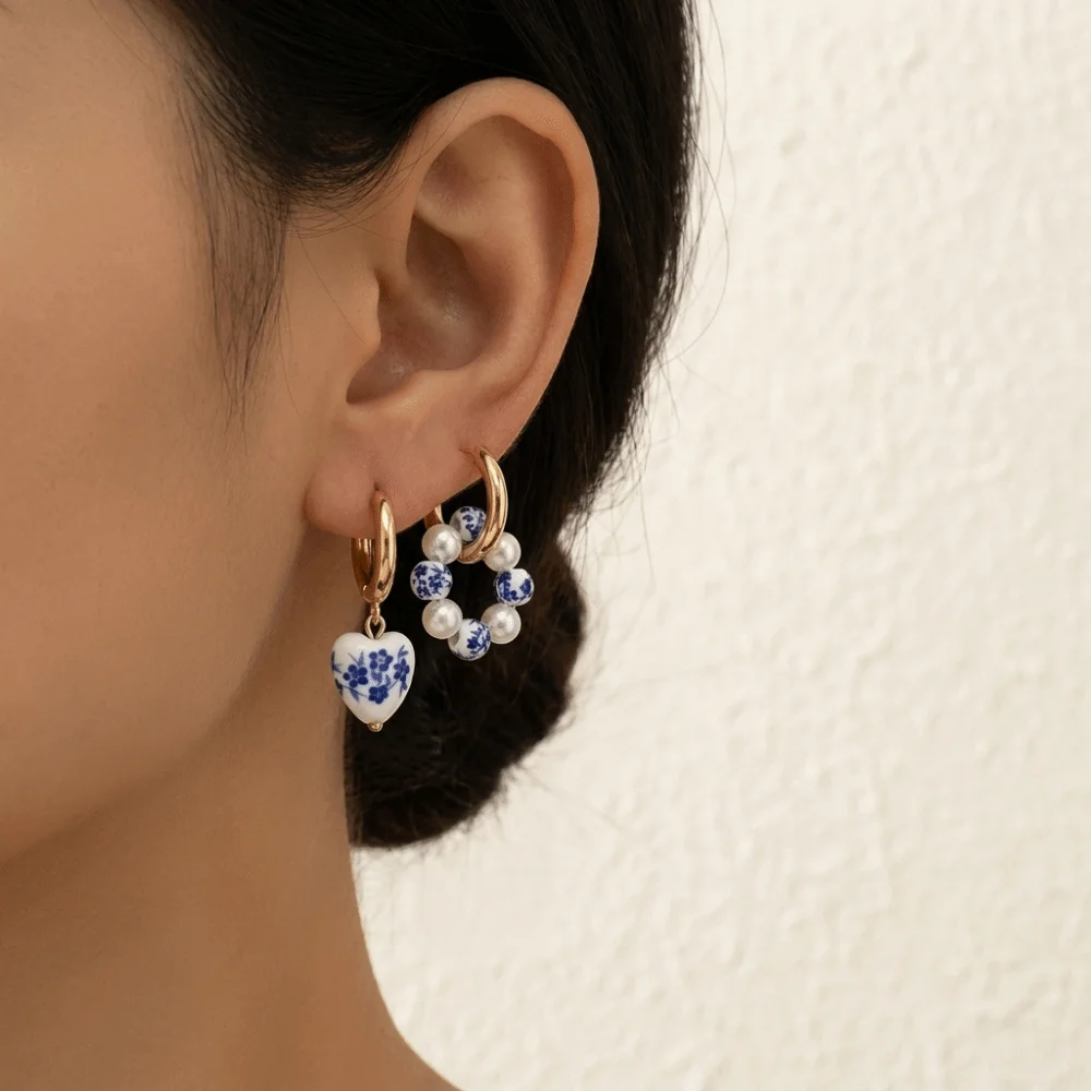 Blaue und weiße Keramik-Anhänger-Ohrringe, Edelstahl, chinesischer Stil, Ohrbügel, Hanfu-Accessoires, Ohrbügel, Herz-Ohrringe – Detail 4