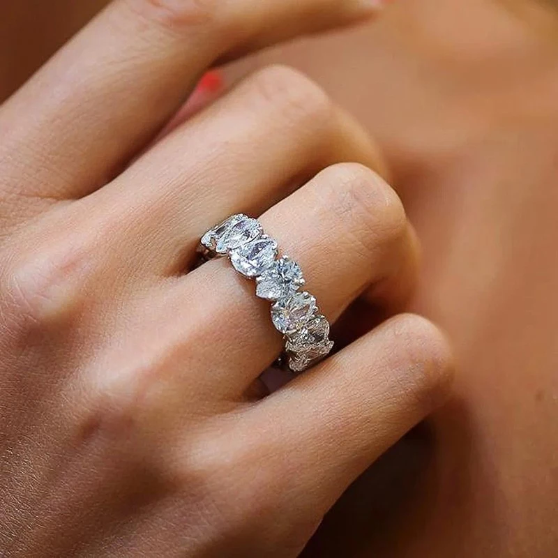 Huitan Luxury Trendy Pear Cubic Zirconia Rings for Women Wedding Band Eternity Accessories Engagement Party Statement Jewelry