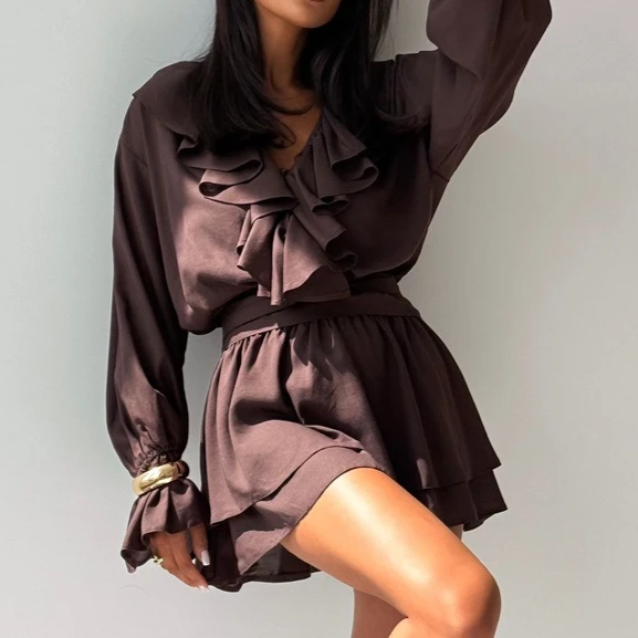 

2026 Spring New French Temperament Elegant Short Dress Women's Ruffle Leaf Edge V-neck Horn Sleeve High Waist A-shaped Skirt