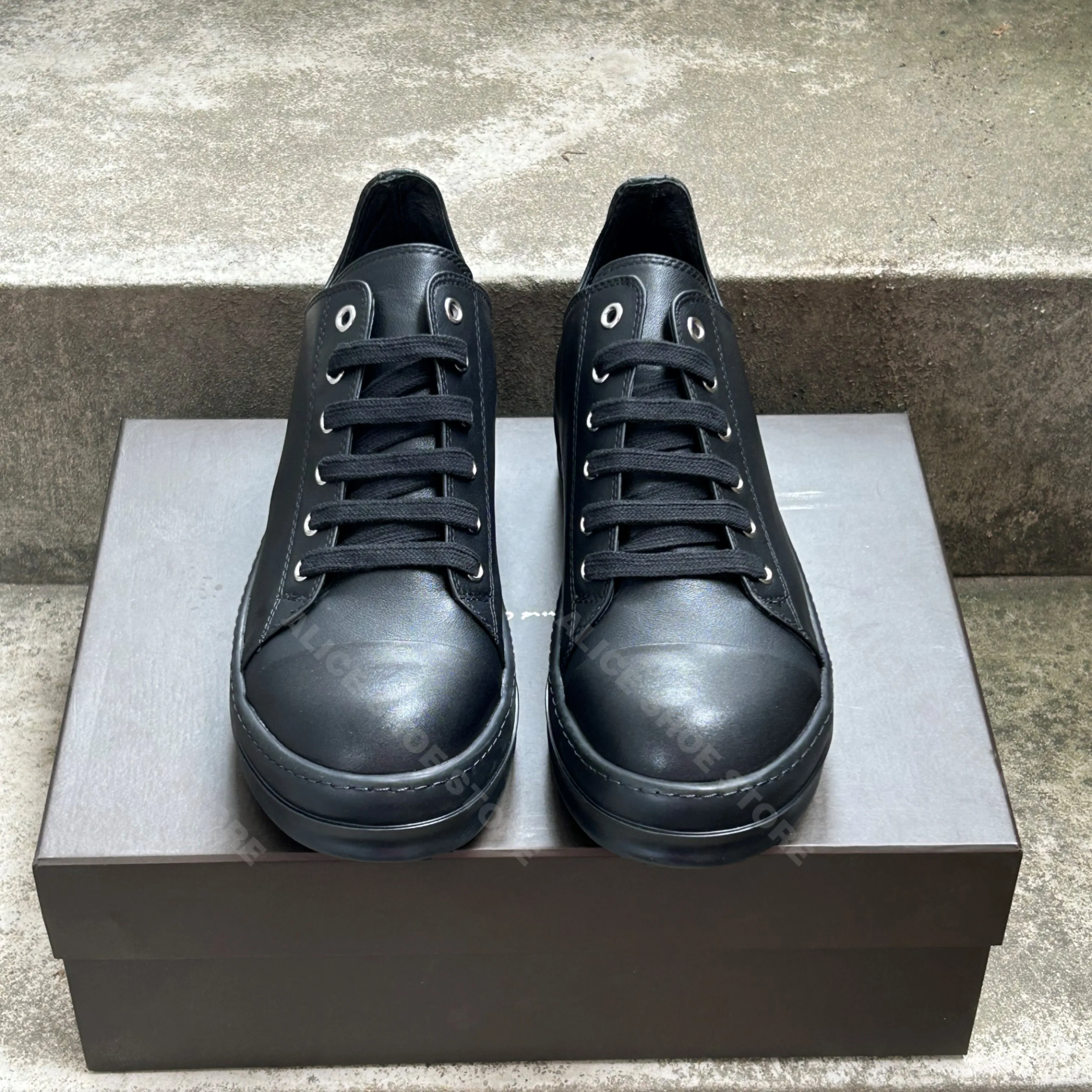 

Designer Men Shoe Leather Women Sneaker Outdoor Holiday Low Top Black Trainer Gothic Luxury Thick-sole Shoe Casual Platform Shoe