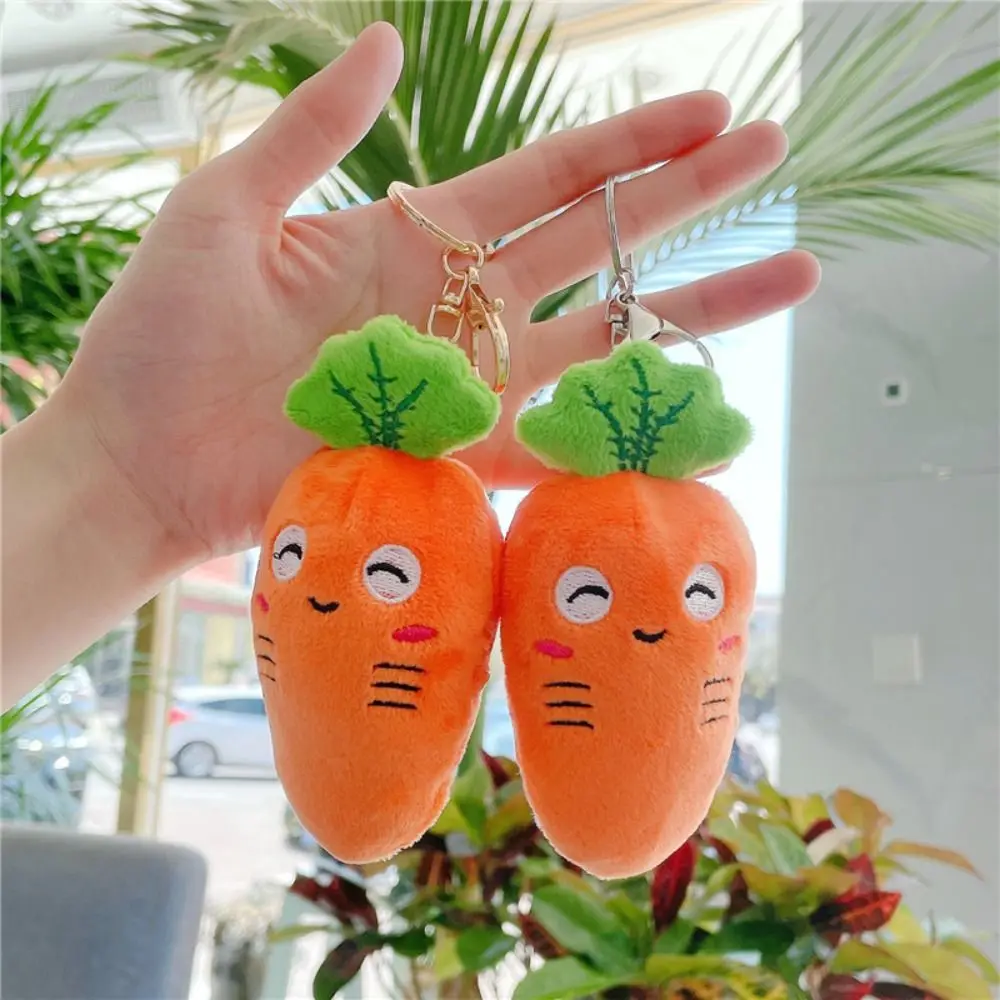 Llavero con dijes para mochila, decoración de zanahoria, llavero de dibujos animados, llavero de zanahoria de felpa, vegetales