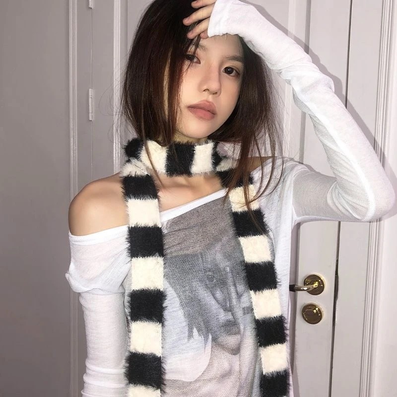 Y2K Fashion Striped Plush Scarf Women\'s Niche Design Sense Spice Girl Versatile Decoration Korean Version Narrow Small Scarf