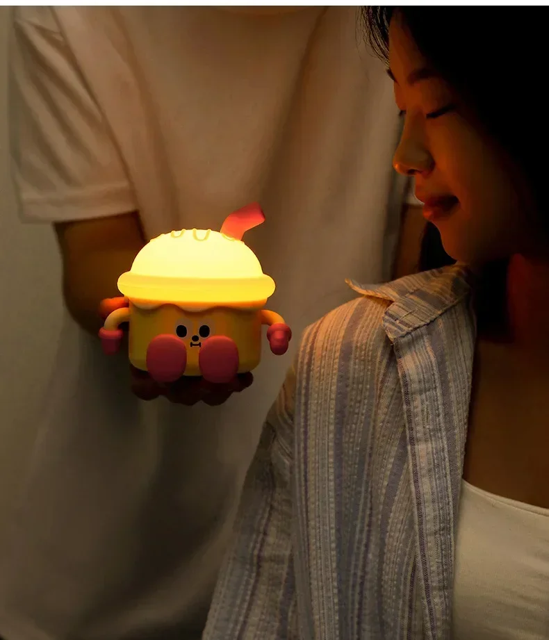 Creative และส่วนบุคคล Ice Cream Night Light ซิลิโคน USB ชาร์จสามระดับความสว่างเด็ก Sleep Light